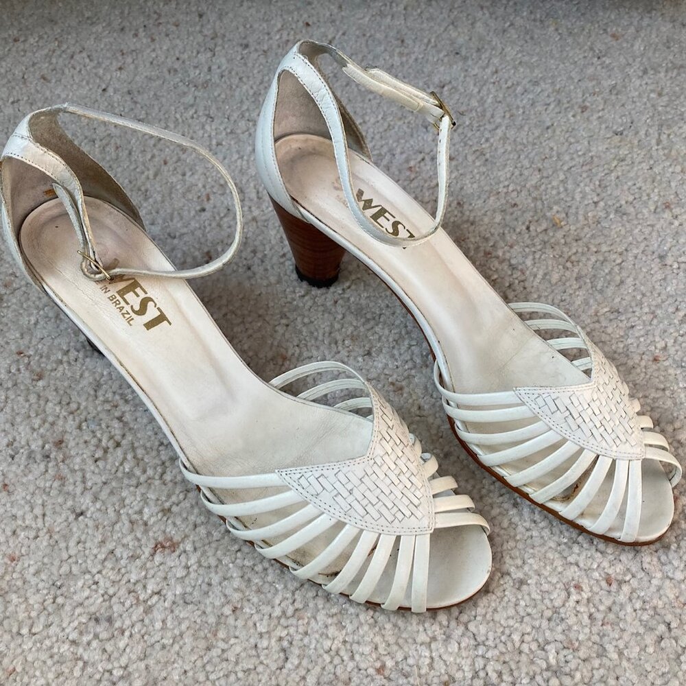 9 West White heeled sandals
